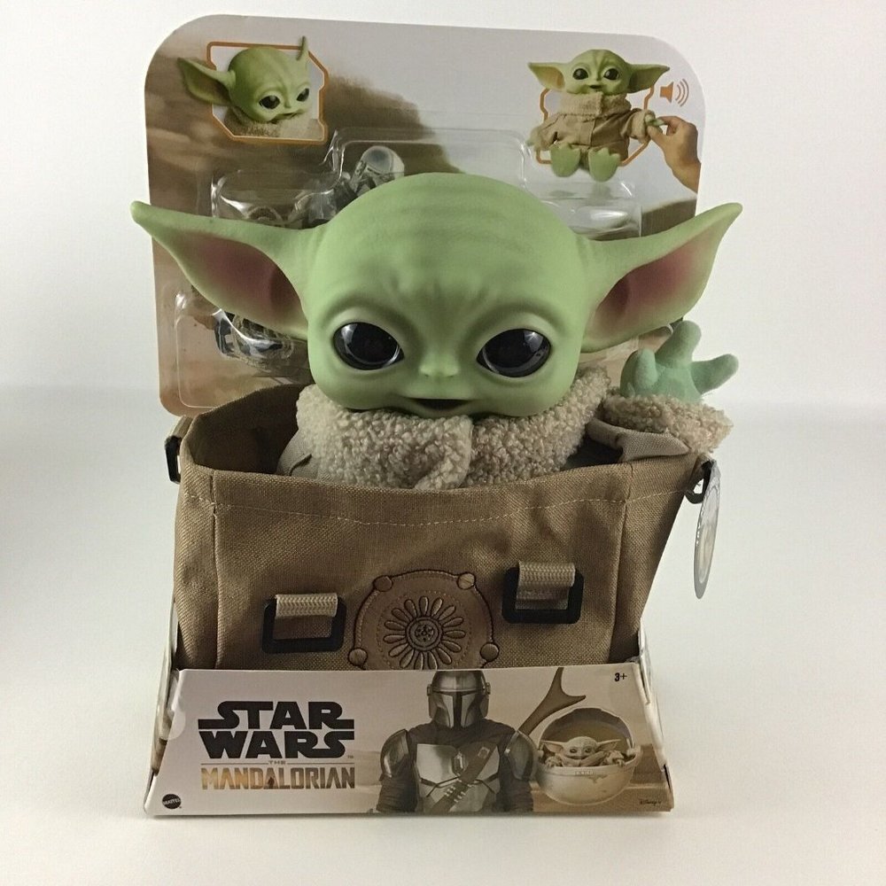 Star Wars The Mandalorian Premium Plush Bundle Talking Doll Carry Case New 2021